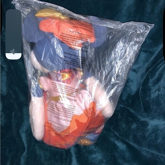 Minnie Mouse: The Main Attraction Plush – Big Thunder Mountain Railroad - Picture 8 of 9